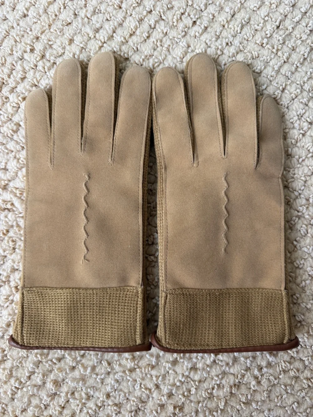 Women’s Brown and Tan Gloves - Classic Driving Style
